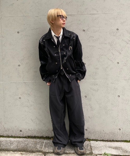 lilful(リルフル)の「グリッターチャームダブルジップシャイニージャケット(ブルゾン・メンズ・ブラック/グレー・F)」の16枚目の写真