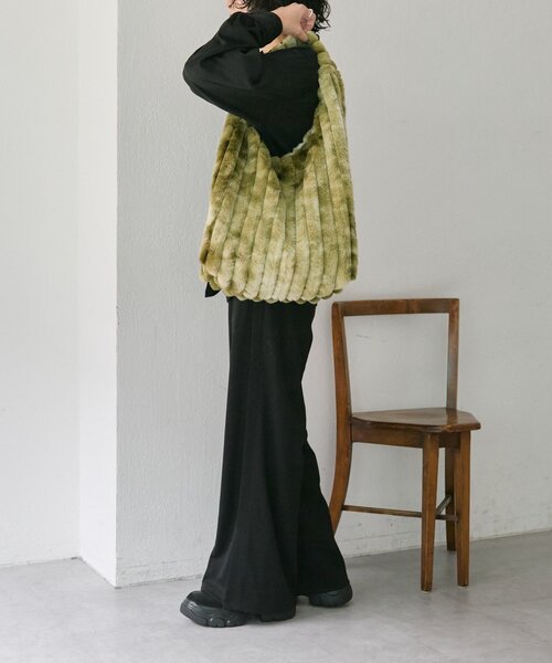 セール】《A4サイズ対応》もこもこファーバッグ（トートバッグ）｜ear