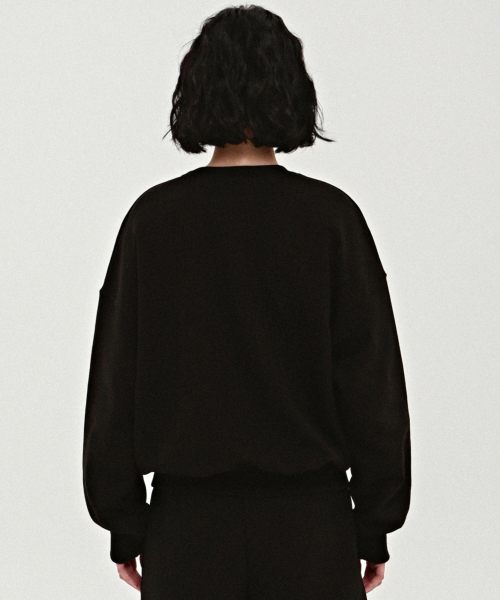 NICK&NICOLE(ニックアンドニコール)の「NICOLE BUTTERFLY QUALITY SWEATSHIRT_BLACK(スウェット・レディース・その他・FREE)」の3枚目の写真