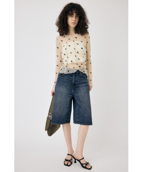 MOUSSY(マウジー)の「KNEE LENGTH バミューダパンツ(デニムパンツ・レディース・ダークブルー・2/1/0)」の4枚目の写真