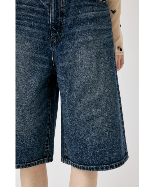 MOUSSY(マウジー)の「KNEE LENGTH バミューダパンツ(デニムパンツ・レディース・ダークブルー・2/1/0)」の10枚目の写真
