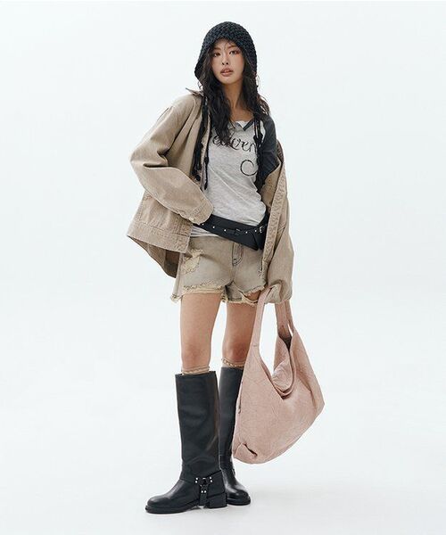 FANCY CLUB(ファンシークラブ)の「ヘブンリーオフショルダー ロングスリーブ (チャコール) F25QB084(Tシャツ/カットソー・レディース・チャコール・ONE)」の6枚目の写真