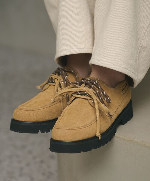 BEAUTY&YOUTH UNITED ARROWS(ビューティーアンドユースユナイテッドアローズ)の「3WAY デッキシューズ ベージュ(モカシン/デッキシューズ・レディース・ベージュ・36/38/37)」の2枚目の写真