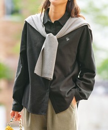 肩掛けニット×ビエラ起毛シャツ