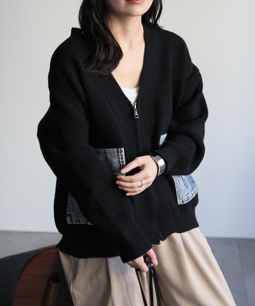 ap retro(アプレトロ)の「デニムポケットVネックニットカーディガン / ZIPカーディガン(カーディガン/ボレロ・レディース・グレー/ブラック/ベージュ・FREE)」の9枚目の写真