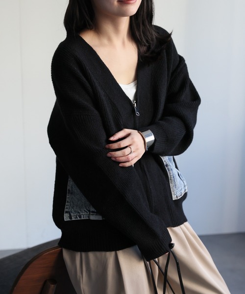 ap retro(アプレトロ)の「デニムポケットVネックニットカーディガン / ZIPカーディガン(カーディガン/ボレロ・レディース・グレー/ブラック/ベージュ・FREE)」の11枚目の写真