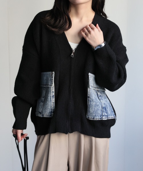 ap retro(アプレトロ)の「デニムポケットVネックニットカーディガン / ZIPカーディガン(カーディガン/ボレロ・レディース・グレー/ブラック/ベージュ・FREE)」の5枚目の写真