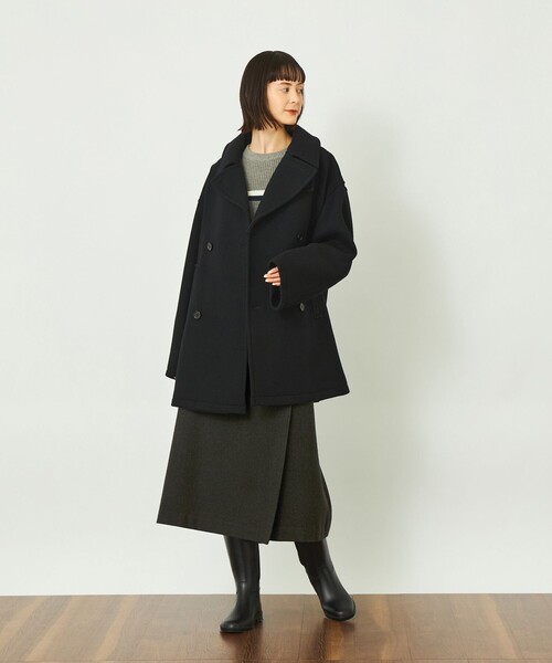 MACKINTOSH PHILOSOPHY（ﾏｯｷﾝﾄｯｼｭ ﾌｨﾛｿﾌｨｰ）の「GREY LABEL ショートPコート（ピーコート・レディース・ブラック/チャコールグレー・2/6）」の4枚目の写真