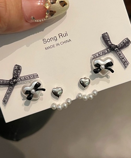 tunee(チュニー)の「【456755】リボン系ピアス6点セット(RZ)(ピアス(両耳用)・レディース・ブラック/ブルー/ピンク・FREE)」の1枚目の写真