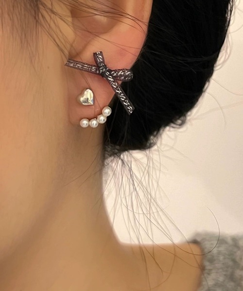 tunee(チュニー)の「【456755】リボン系ピアス6点セット(RZ)(ピアス(両耳用)・レディース・ブラック/ブルー/ピンク・FREE)」の4枚目の写真