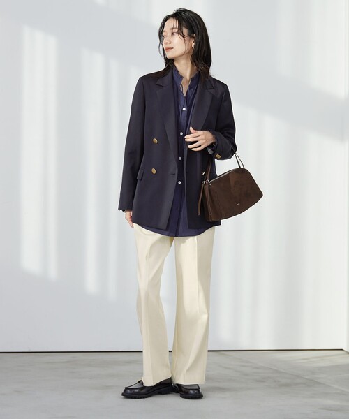 green label relaxing（グリーンレーベルリラクシング）の「［size SHORT/TALLあり］ニーハイフレアパンツ デニム 2 ストレッチ（デニムパンツ・レディース・オフホワイト/コバルトブルー/ネイビー・SHORT/34/36/38/40/TALL）」の10枚目の写真