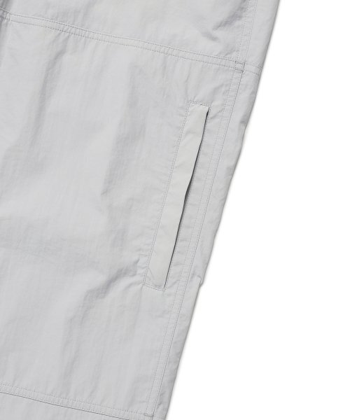 Cavish(カビシ)の「NYLON SPACE CARGO PANTS LIGHT GREY(CV2ESUPA10A)(その他パンツ・レディース・ライトグレー・LARGE/MEDIUM/SMALL)」の5枚目の写真