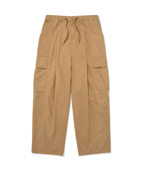 AOTT(アンアウトピット)の「ワンタック切り替えワイドカーゴパンツベージュ(その他パンツ・メンズ・その他・LARGE/MEDIUM/X-LARGE)」の2枚目の写真