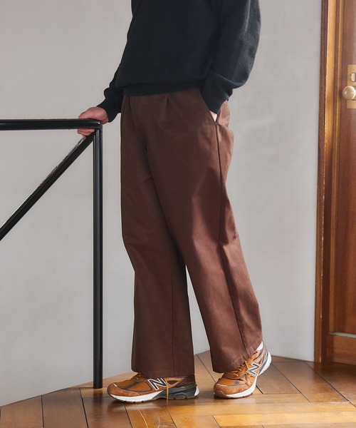MILITARY(ミリタリー)の「【SETUP7】Twill Wide Tuck Chino Trousers / ツイルタックチノトラウザーズ KKP(チノパンツ・メンズ・ブラウン/ベージュ/ブラック・L/M)」の10枚目の写真