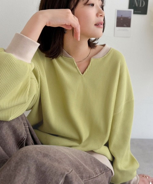 classicalelf(クラシカルエルフ)の「今っぽさは、色でつくる。オーバーサイズ配色ワッフルプルオーバー(Tシャツ/カットソー・レディース・チャコール/モカ/アイボリー/杢グレー・LARGE/MEDIUM/SMALL/X-LARGE)」の19枚目の写真