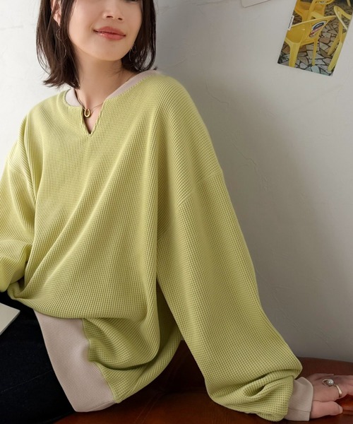 classicalelf(クラシカルエルフ)の「今っぽさは、色でつくる。オーバーサイズ配色ワッフルプルオーバー(Tシャツ/カットソー・レディース・チャコール/モカ/アイボリー/杢グレー・LARGE/MEDIUM/SMALL/X-LARGE)」の12枚目の写真