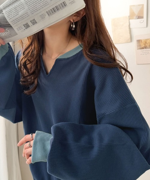 classicalelf(クラシカルエルフ)の「今っぽさは、色でつくる。オーバーサイズ配色ワッフルプルオーバー(Tシャツ/カットソー・レディース・チャコール/モカ/アイボリー/杢グレー・LARGE/MEDIUM/SMALL/X-LARGE)」の10枚目の写真