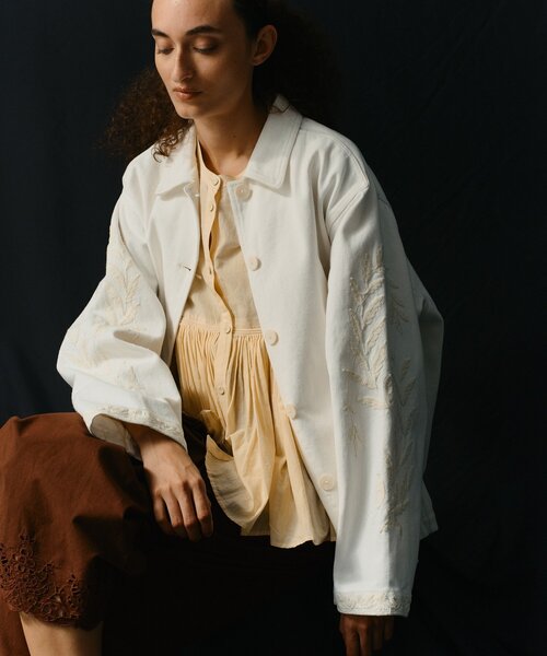 GALLARDAGALANTE（ガリャルダガランテ）の「【Dhritië】【手洗い可】エンブロイダリージャケット（デニムジャケット・レディース・ブラック/ホワイト・FREE）」の3枚目の写真