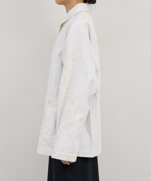 GALLARDAGALANTE（ガリャルダガランテ）の「【Dhritië】【手洗い可】エンブロイダリージャケット（デニムジャケット・レディース・ブラック/ホワイト・FREE）」の6枚目の写真