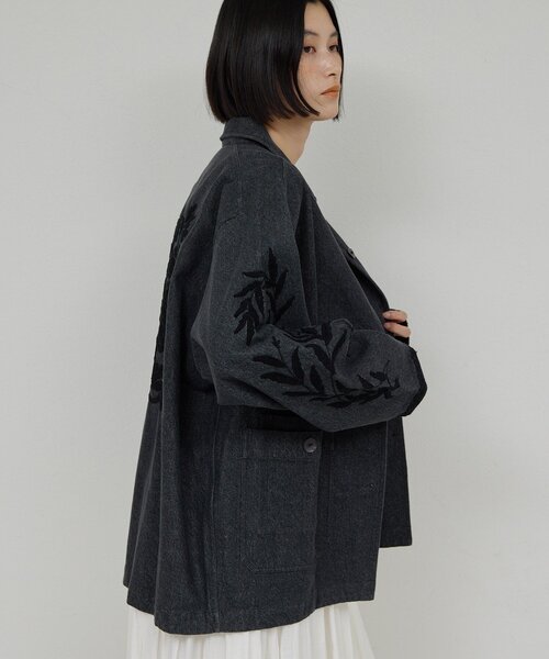 GALLARDAGALANTE（ガリャルダガランテ）の「【Dhritië】【手洗い可】エンブロイダリージャケット（デニムジャケット・レディース・ブラック/ホワイト・FREE）」の16枚目の写真