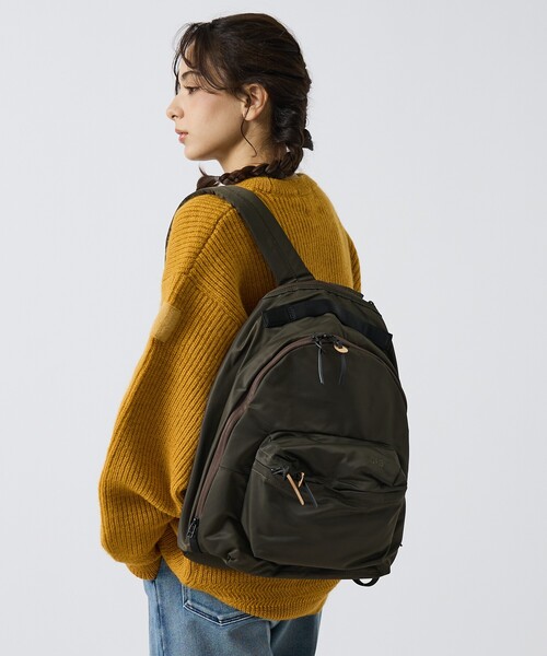 ABAHOUSE（アバハウス）の「【DsBk / ディーエスビーケー】 ORDINARY BACKPACK ／デイリーバックパック ／ユニセックス 【WEB限定】（バックパック/リュック・メンズ・グレー/ブラック/カーキ/ネイビー・フリー）」の4枚目の写真