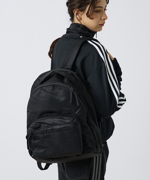 ABAHOUSE（アバハウス）の「【DsBk / ディーエスビーケー】 ORDINARY BACKPACK ／デイリーバックパック ／ユニセックス 【WEB限定】（バックパック/リュック・メンズ・グレー/ブラック/カーキ/ネイビー・フリー）」の5枚目の写真