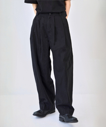 EYC（インヤン）の「3-tuck linen pants（スラックス）」