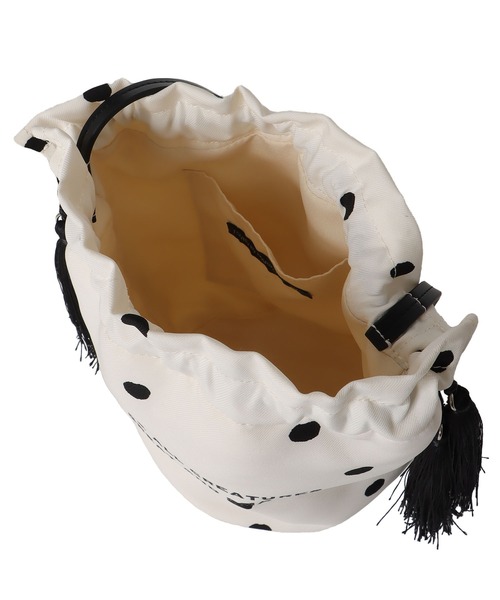 TSURU by Mariko Oikawa(ツルバイマリコオイカワ)の「TSURU by Mariko Oikawa / Lennom(ドット柄巾着バッグ WB-1264391)(ハンドバッグ・レディース・ホワイト・FREE)」の8枚目の写真