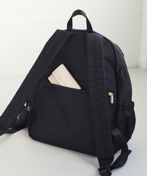 Maison de FLEUR（メゾンドフルール）の「撥水加工ポケットリュック（バックパック/リュック・レディース・ピンク系その他/ブラック・FREE）」の10枚目の写真