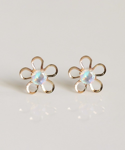 オパール フラワー ピアス | K10YG（ピアス（両耳用））｜cui-cui