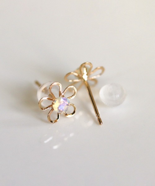 オパール フラワー ピアス | K10YG（ピアス（両耳用））｜cui-cui