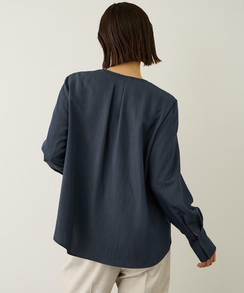 ROPE'（ロペ）の「フロントジップブラウス/イージーケア・セットアップ対応（シャツ/ブラウス・レディース・ピンク/ダークブラウン/ネイビー・38/36）」の20枚目の写真