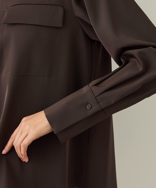 ROPE'（ロペ）の「フロントジップブラウス/イージーケア・セットアップ対応（シャツ/ブラウス・レディース・ピンク/ダークブラウン/ネイビー・38/36）」の13枚目の写真