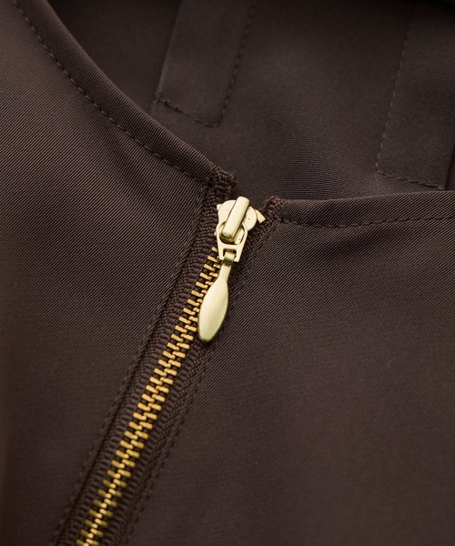 ROPE'（ロペ）の「フロントジップブラウス/イージーケア・セットアップ対応（シャツ/ブラウス・レディース・ピンク/ダークブラウン/ネイビー・38/36）」の15枚目の写真