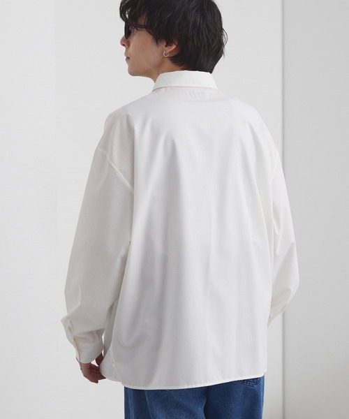 MONO-MART（モノマート）の「ライトTR フレンチフロント サイドスリット レギュラーカラー長袖シャツ / UVカット＆アンチピリング＆イージーケア【セットアップ対応】（シャツ/ブラウス・メンズ・ブルーグレー/モカ/ブラック/ブラウン/ライトグレー/オフホワイト/レッド系・M/S/L）」の13枚目の写真