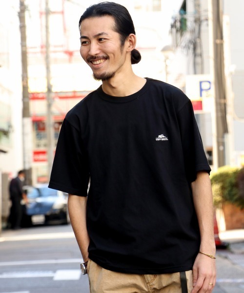 KRIFF MAYER(クリフメイヤー)の「【超接触冷感/UVカット】夏季GO! T(ロゴ)(Tシャツ/カットソー・メンズ・ブラック/ベージュ/レッド/ブルー/オフホワイト・X-LARGE/LARGE/MEDIUM/SMALL)」の3枚目の写真