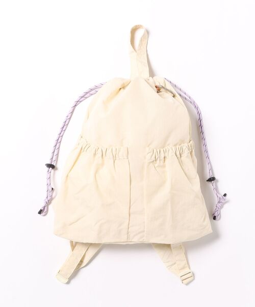 Out n About(アウトナバウト)の「サコッシュ付きバックパック【Lightly/ライトリー】(バックパック/リュック・レディース・アイボリー/ブラック・FREE)」の12枚目の写真