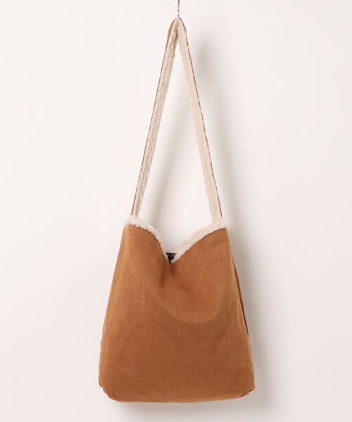 tone(トーン)の「【88eighty-eight】ふわふわもこもこ子犬刺繍リバーシブルショルダーバッグ【import】(MA)(ショルダーバッグ・レディース・ベージュ・FREE)」の6枚目の写真