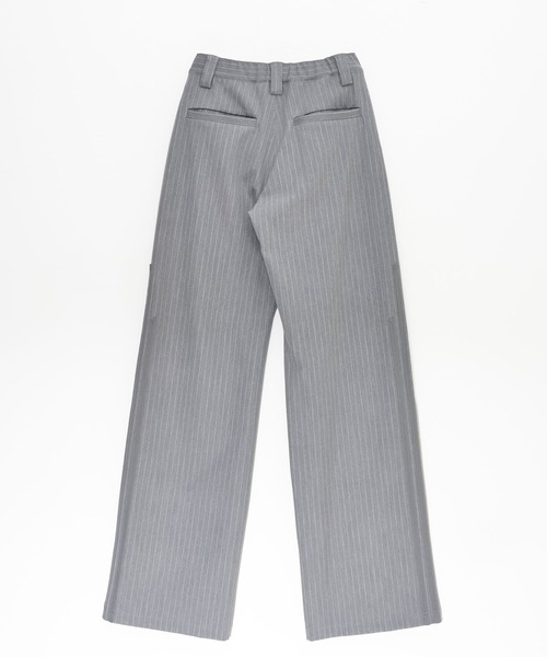 Nora Lily elle(ノラリリーエル)の「【Nora Lily】「elle」Pin Stripe Straight Patch Line Pants(スラックス・レディース・ダークグレー/グレー・FREE)」の11枚目の写真