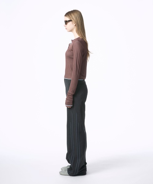 Nora Lily elle(ノラリリーエル)の「【Nora Lily】「elle」Pin Stripe Straight Patch Line Pants(スラックス・レディース・ダークグレー/グレー・FREE)」の15枚目の写真