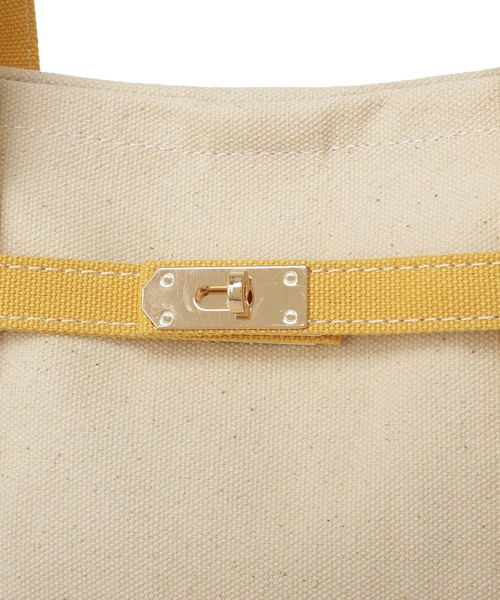 earth music&ecology（アースミュージックアンドエコロジー）の「ベルトキャンバストートバッグ L（トートバッグ・レディース・ネイビー/グリーン/イエロー・FREE）」の6枚目の写真