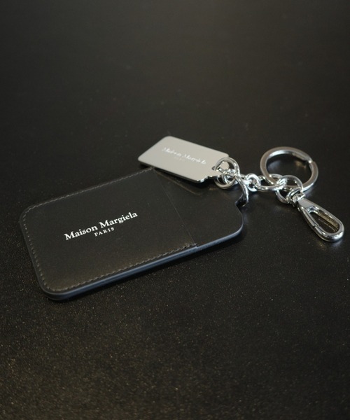 Maison Margiela（メゾンマルジェラ）の「Maison Margiela DOUBLE TAG KEYRING AND CARD HO（キーホルダー・メンズ・ブラック・FREE）」の2枚目の写真