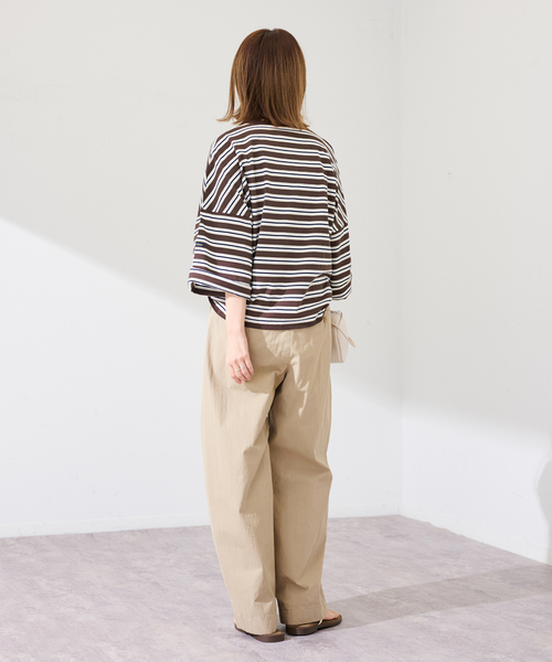 FRAMeWORK(フレームワーク)の「≪新色 / 追加≫Le minor/ルミノア 別注ドロップショルダー(Tシャツ/カットソー・レディース・ブラック/ブラウン・FREE)」の6枚目の写真