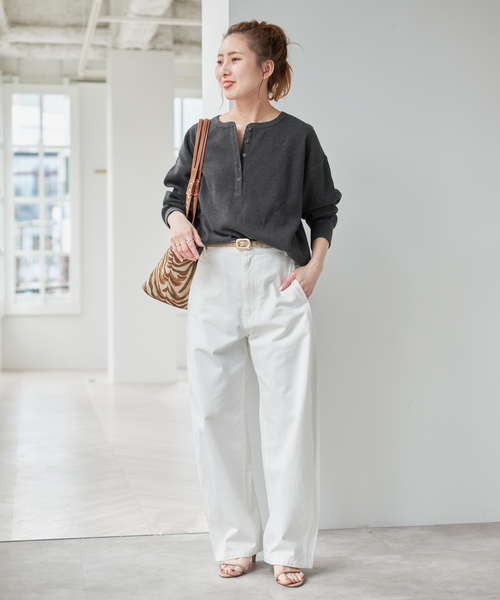 Spick & Span（スピックアンドスパン）の「《新色有り / 追加》2枚SETヘンリーネックプルオーバー（Tシャツ/カットソー・レディース・その他1/その他6/ピンク系その他/チャコールグレー・FREE）」の10枚目の写真