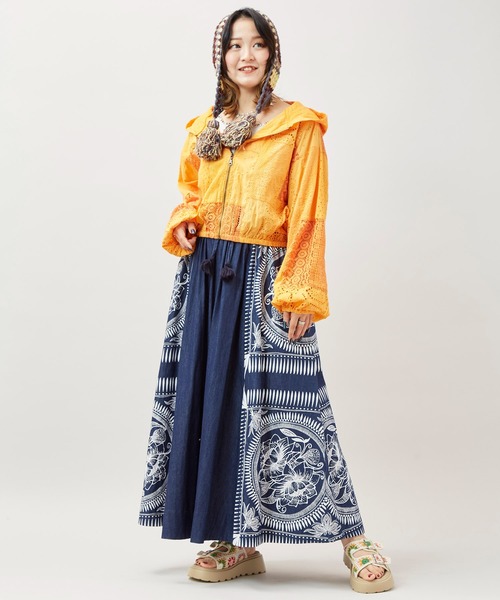 チャイハネ（チャイハネ）の「【チャイハネ】マナリカデニムロングスカート（デニムスカート・レディース・ライトインディゴブルー/インディゴブルー・FREE）」の4枚目の写真