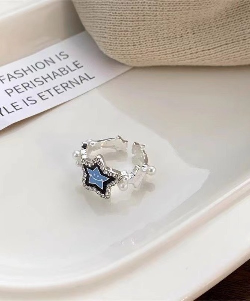 Vipoa（ヴィポア）の「star motif ring（リング・レディース・シルバー・ONE SIZE）」の10枚目の写真