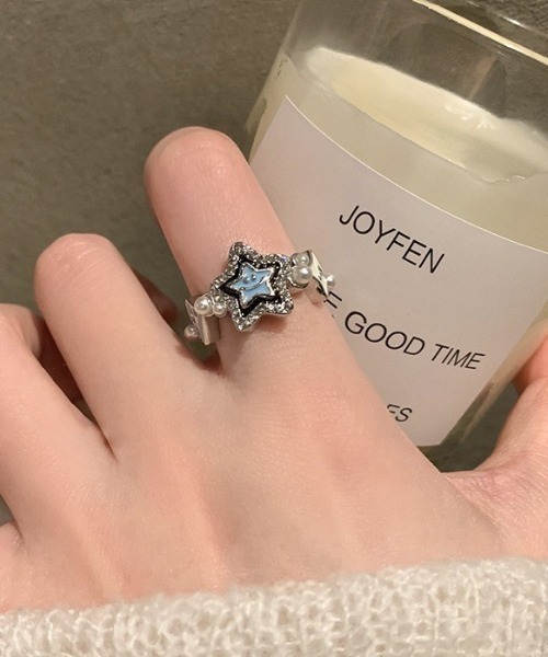 Vipoa(ヴィポア)の「star motif ring(リング・レディース・シルバー・ONE SIZE)」の13枚目の写真