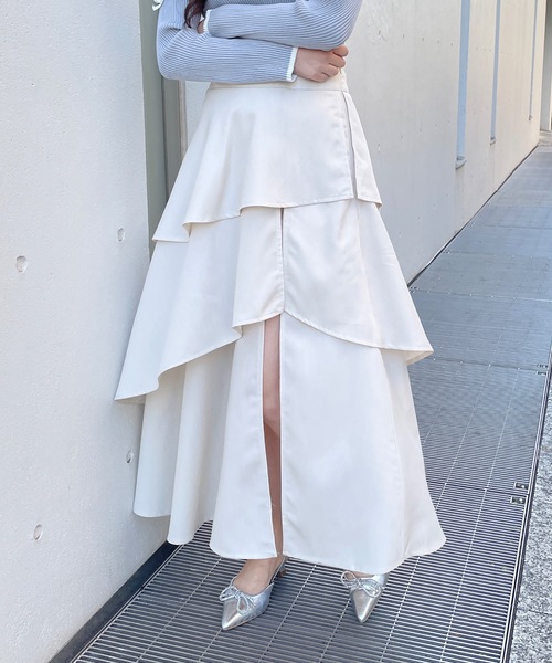 abc une face(アーベーセーアンフェイス)の「スリットフレアスカート(スカート・レディース・ブラック/ホワイト/グレー・FREE)」の20枚目の写真