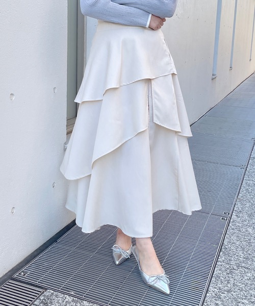 abc une face(アーベーセーアンフェイス)の「スリットフレアスカート(スカート・レディース・ブラック/ホワイト/グレー・FREE)」の21枚目の写真