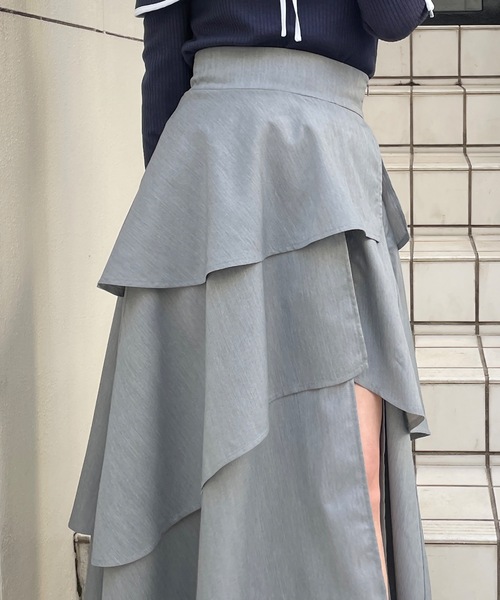 abc une face(アーベーセーアンフェイス)の「スリットフレアスカート(スカート・レディース・ブラック/ホワイト/グレー・FREE)」の14枚目の写真